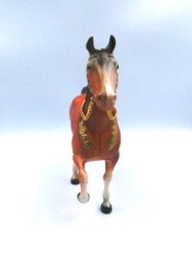 buckskin two chains breyer front
